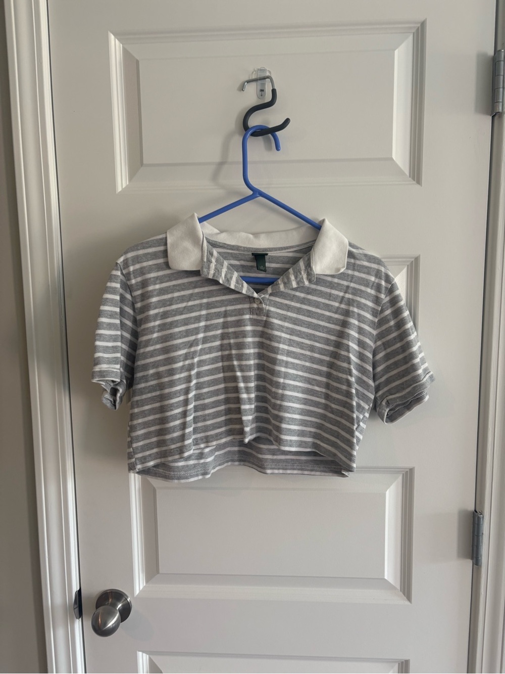 wild fable Gray & White Striped Cropped Polo